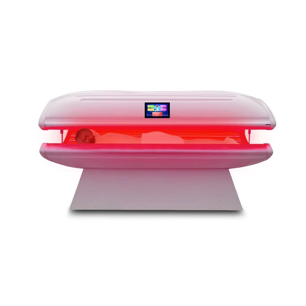 Red light therapy cellular mechanism showing how red and near-infrared light penetrates skin tissue to reach muscle cells